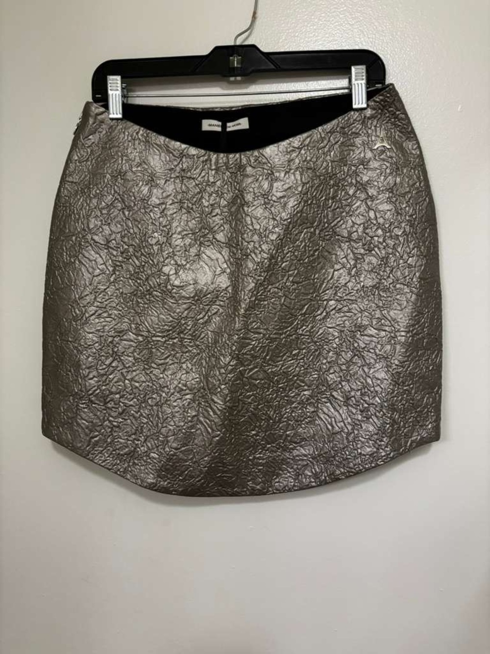 Maniere De Voir Crinkled Metallic Silver Mini Skirt